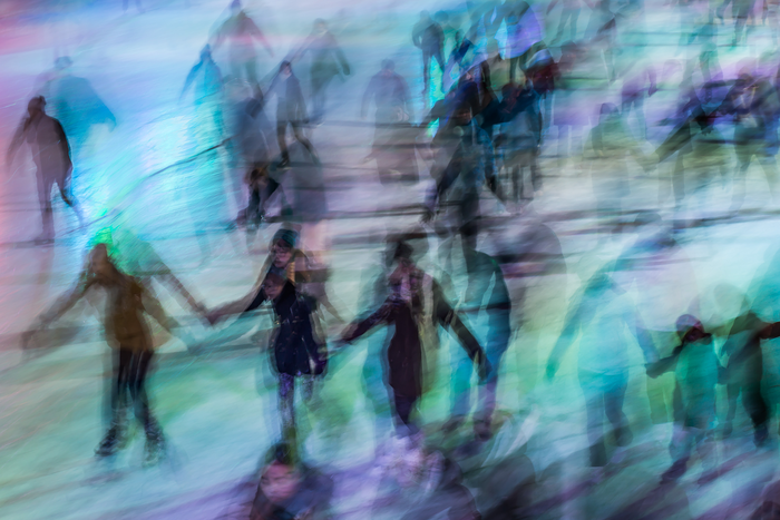 Hand in Hand, 2014

Pigmentprint auf Leinwand, 60 x 90cm 
Unikat, rückseitig signiert, datiert und beschriftet

Ausrufpreis: 500,-
